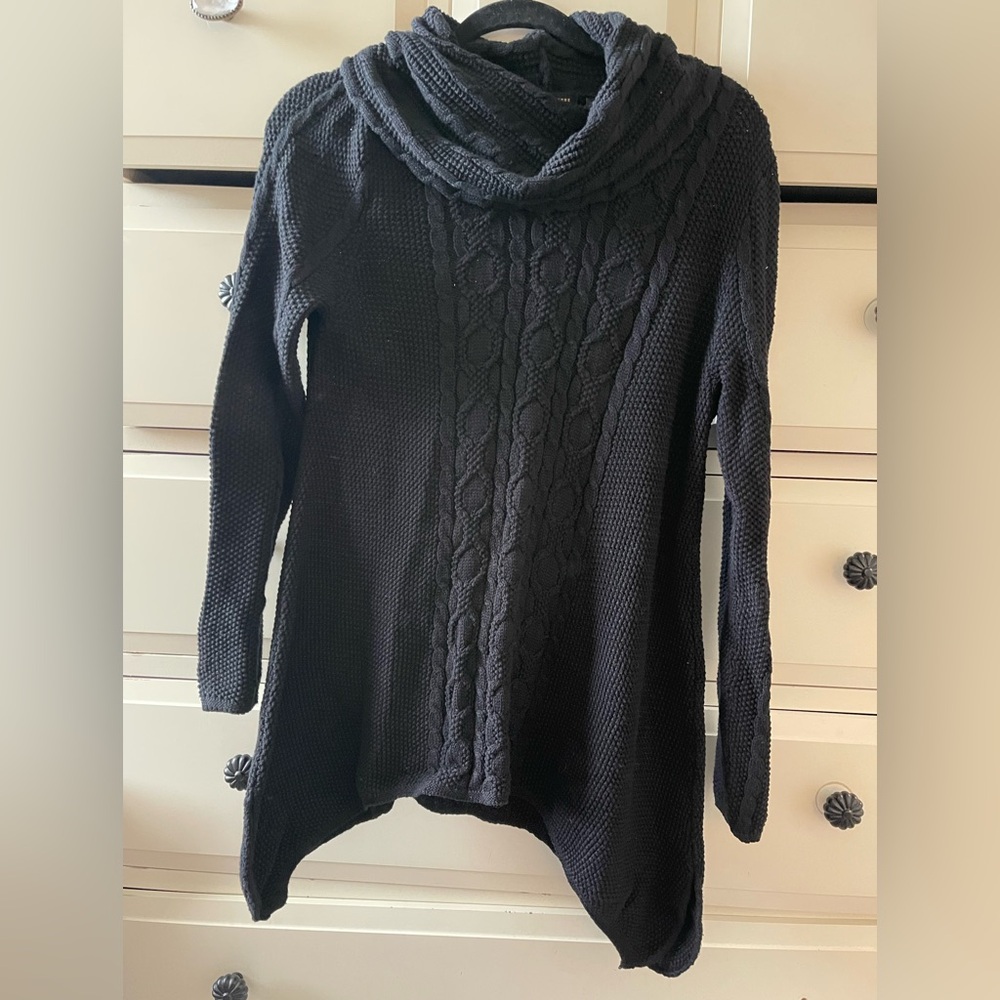 Women's Black Cable Knit Sweater